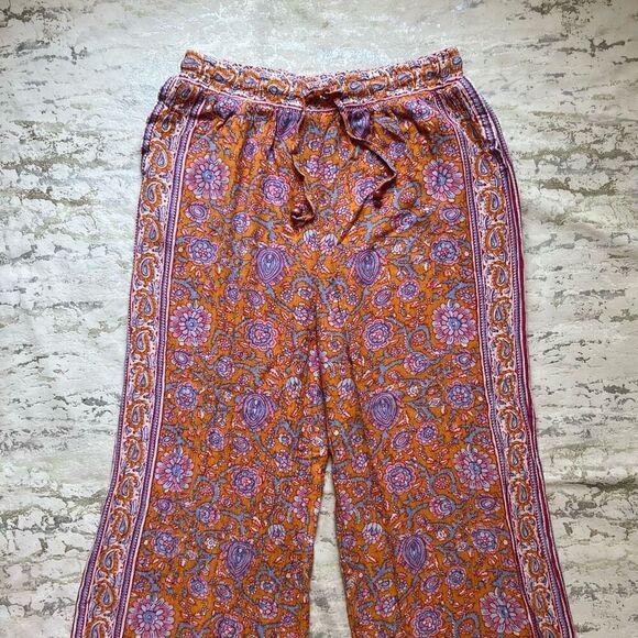 Rachel Roy Paisley Lounge Crop Pants - Picture 3 of 9